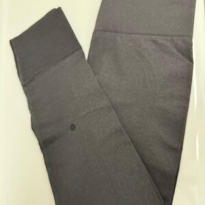 Lululemon Athletica Charcol Grey Crop‎ Leggings *Size 8